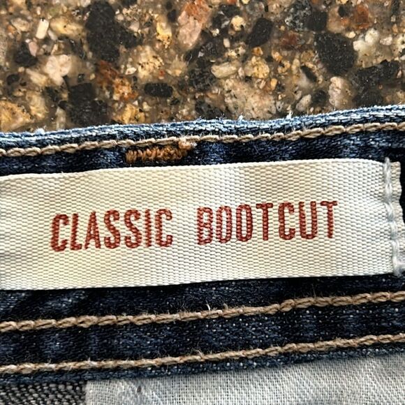 Eddie Bauer Classic Bootcut Jeans - Picture 5 of 11